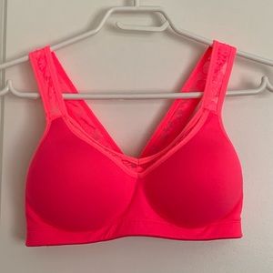 PINK Victoria’s Secret | Yoga Push-Up Bra